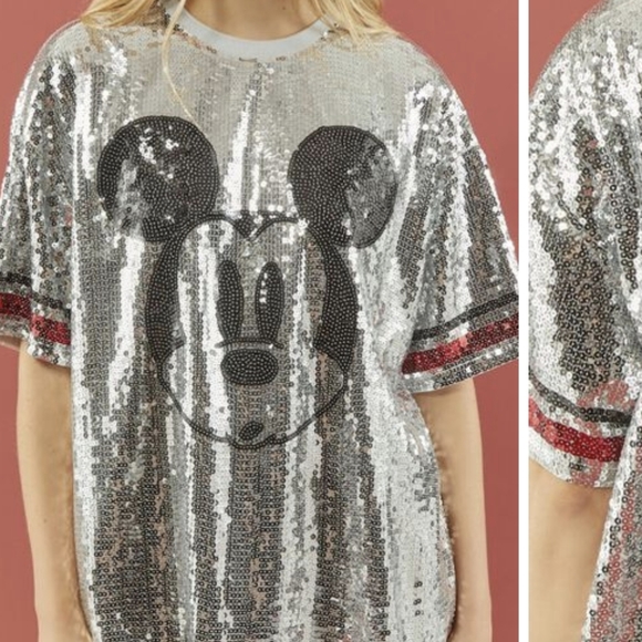 NWT Forever 21 x Disney collection Mickey Mouse Sequin Tee - Picture 3 of 8